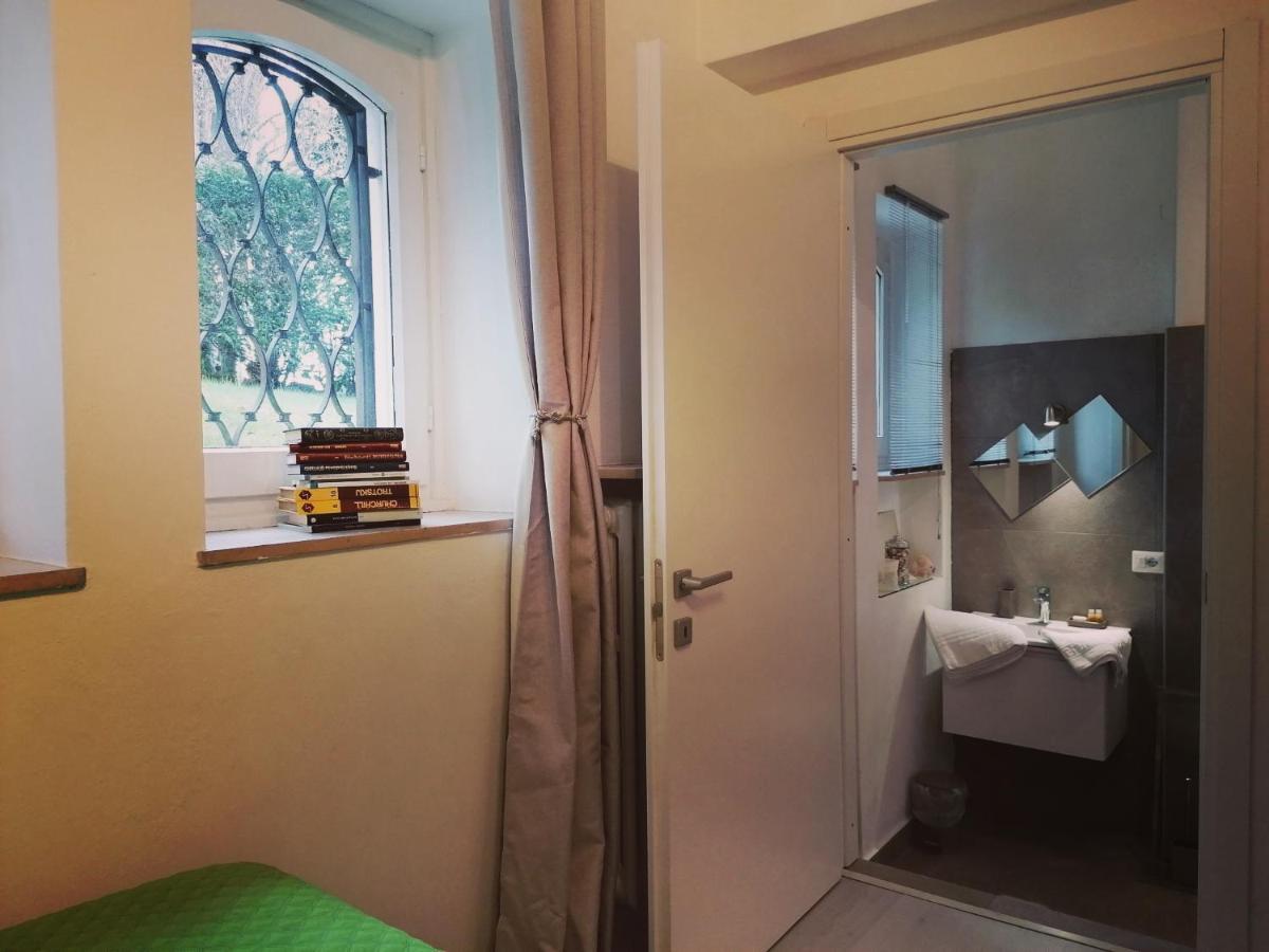 Domus 190 Rooms วาเรเซ ภายนอก รูปภาพ